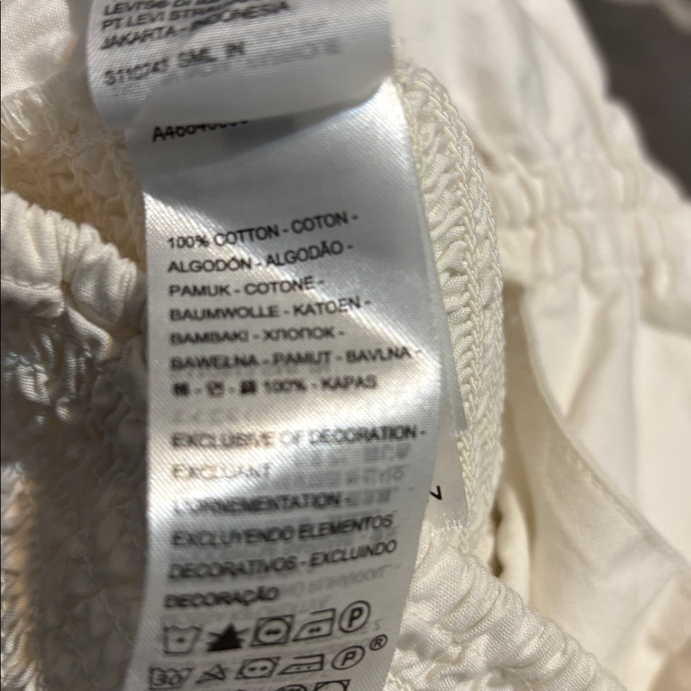 Levi's White Ruched Crop Top - Picture 8 of 8